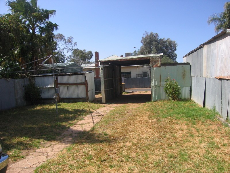 128 Lemon Avenue, Mildura VIC 3500