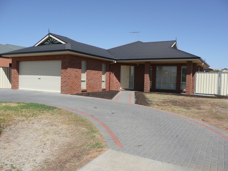 18 Petrucci Way, Mildura VIC 3500
