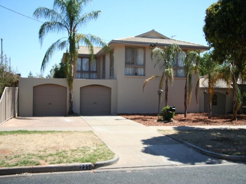 221 Walnut Avenue, Mildura VIC 3500