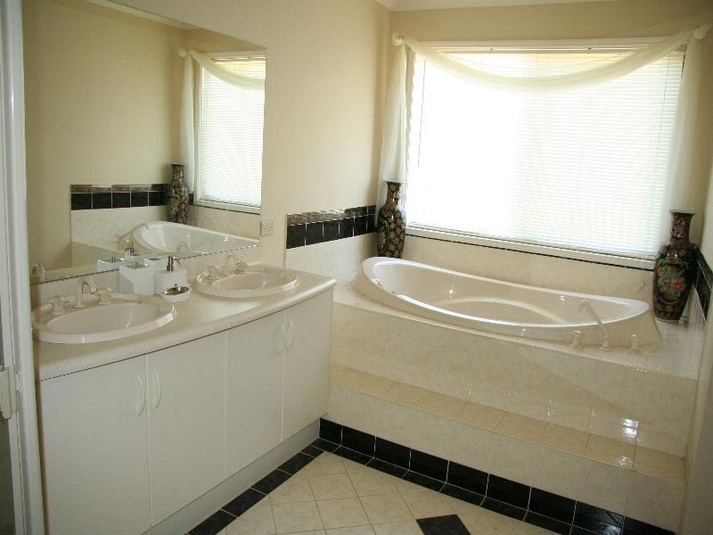 1 Cambridge Terrace, Mildura VIC 3500