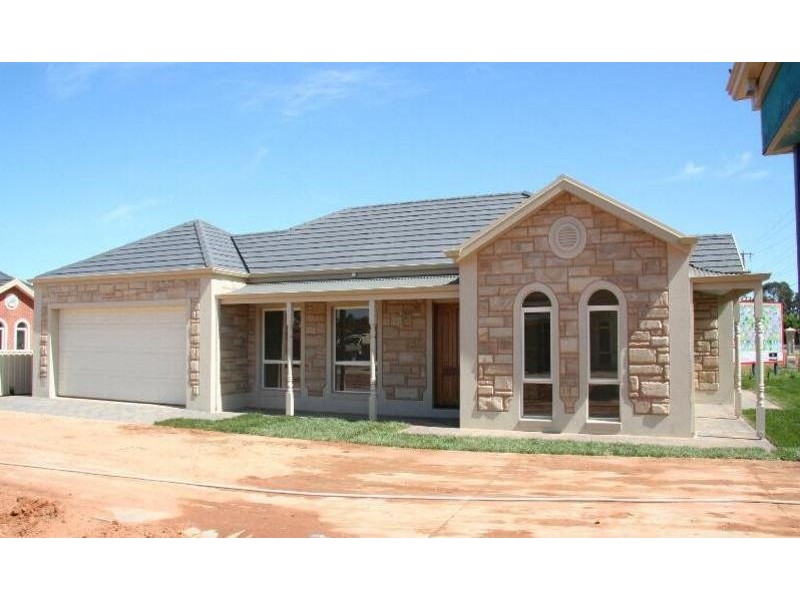 301-325 Eighth Street, Mildura VIC 3500