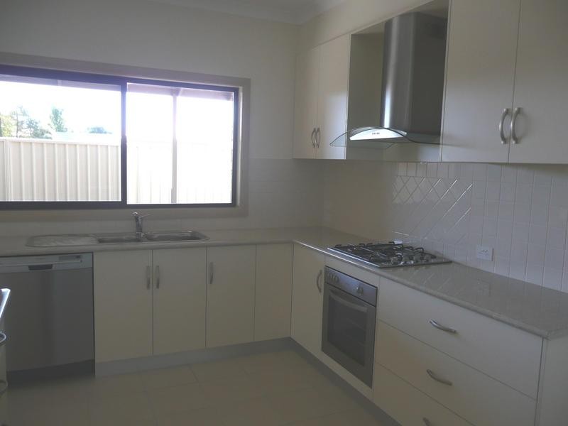 8 Popular Alm Court, Mildura VIC 3500