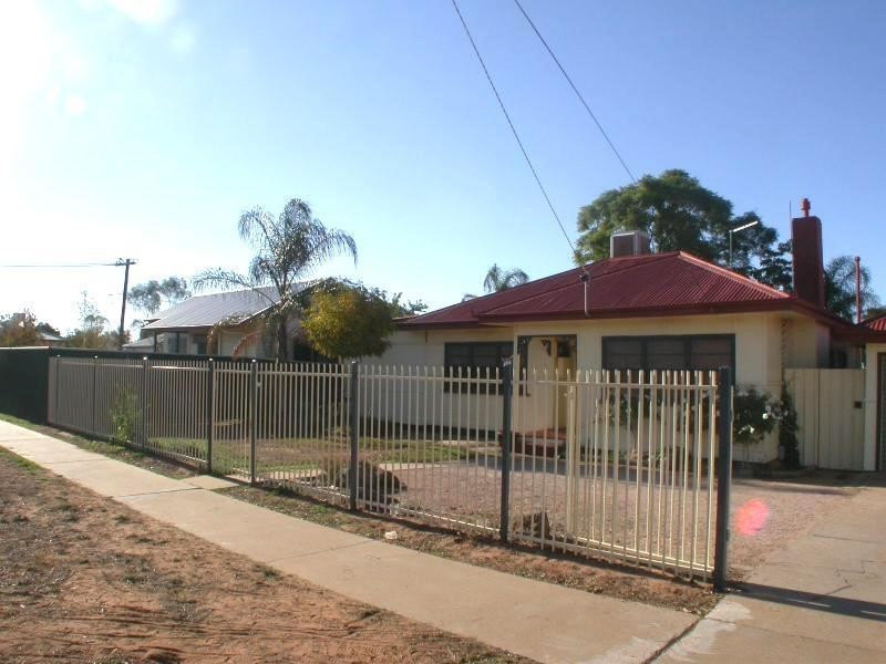 4 Thirteenth Street, Mildura VIC 3500