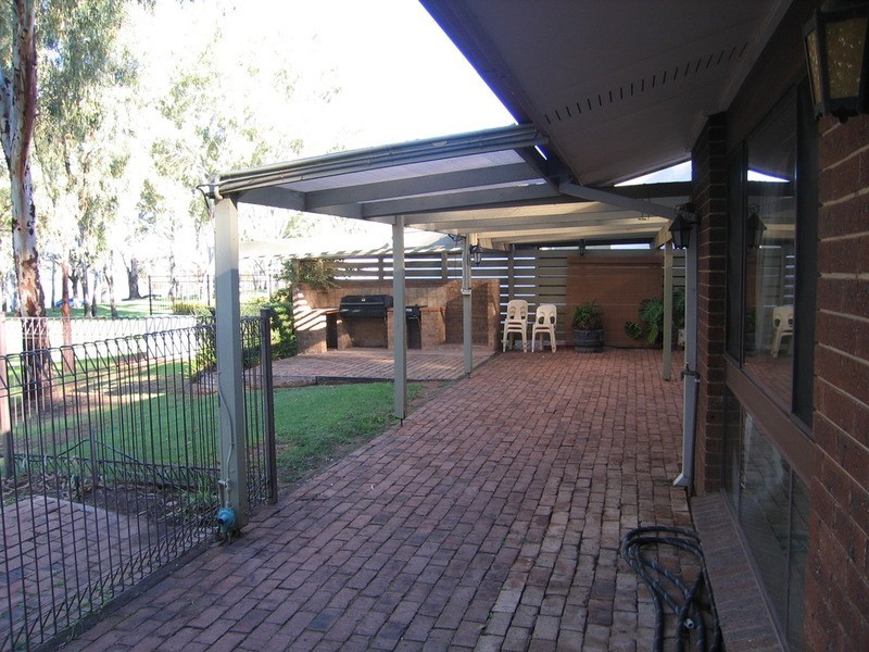 31 Carramar Drive, Gol Gol NSW 2738