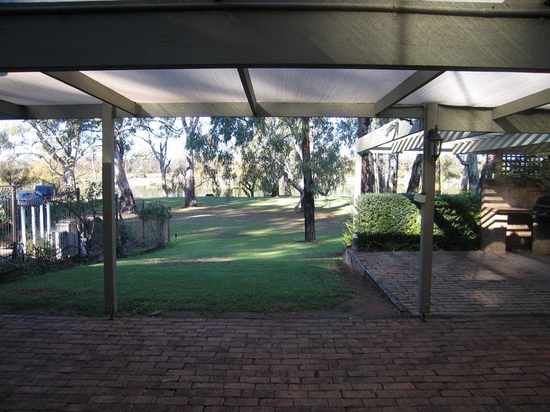 31 Carramar Drive, Gol Gol NSW 2738