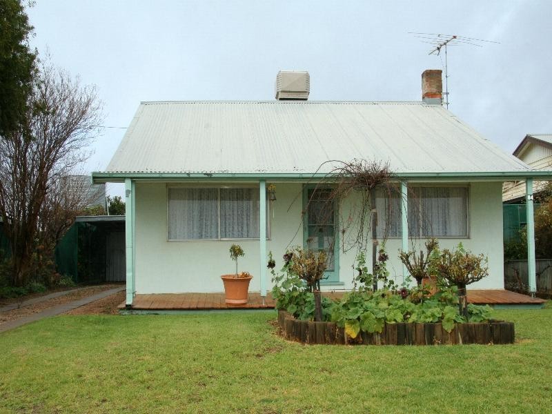 84 Sunnycliffs Crescent, Sunnycliffs VIC 3496