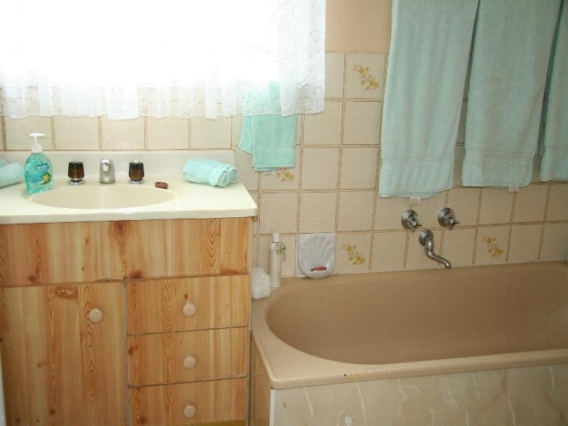 84 Sunnycliffs Crescent, Sunnycliffs VIC 3496