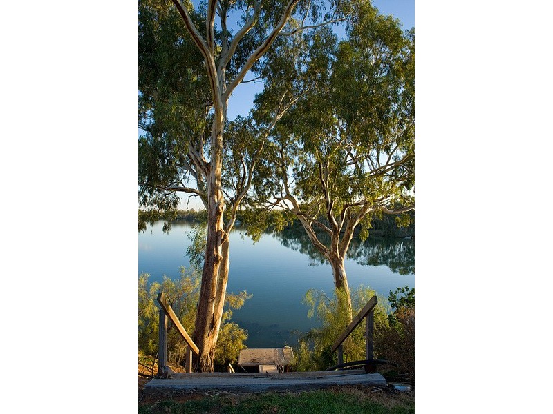 8 Riverview Rise, Gol Gol NSW 2738