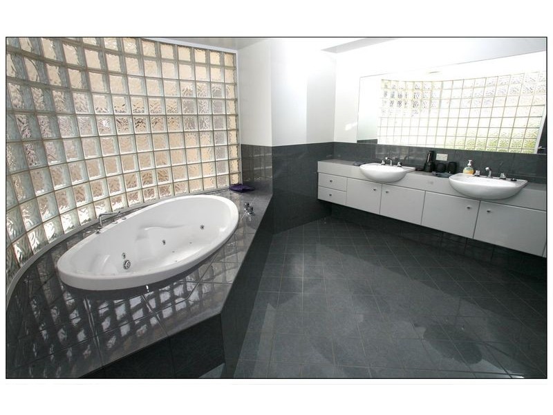 53 Carramar Drive, Gol Gol NSW 2738