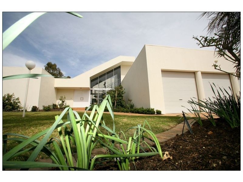 53 Carramar Drive, Gol Gol NSW 2738