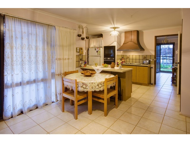 4 Johnson Drive, Irymple VIC 3498