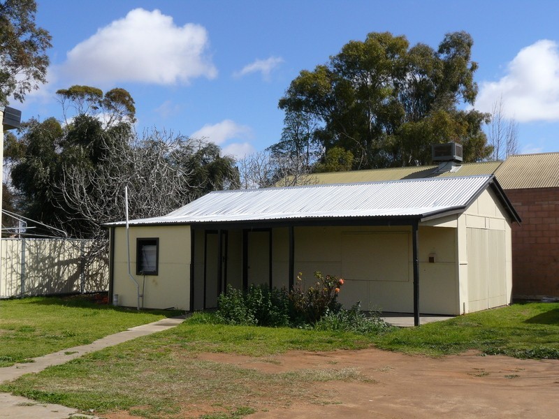 1595 Deakin Avenue, Mildura VIC 3500