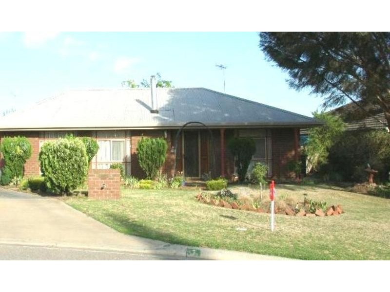 7 Aylmer Court, Mildura VIC 3500