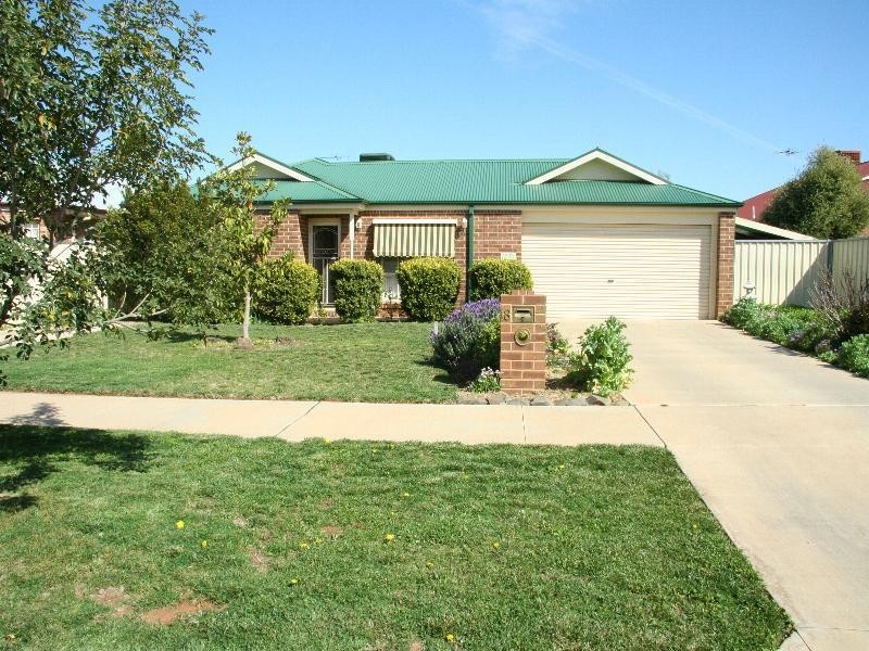 18 Belleview Drive, Irymple VIC 3498