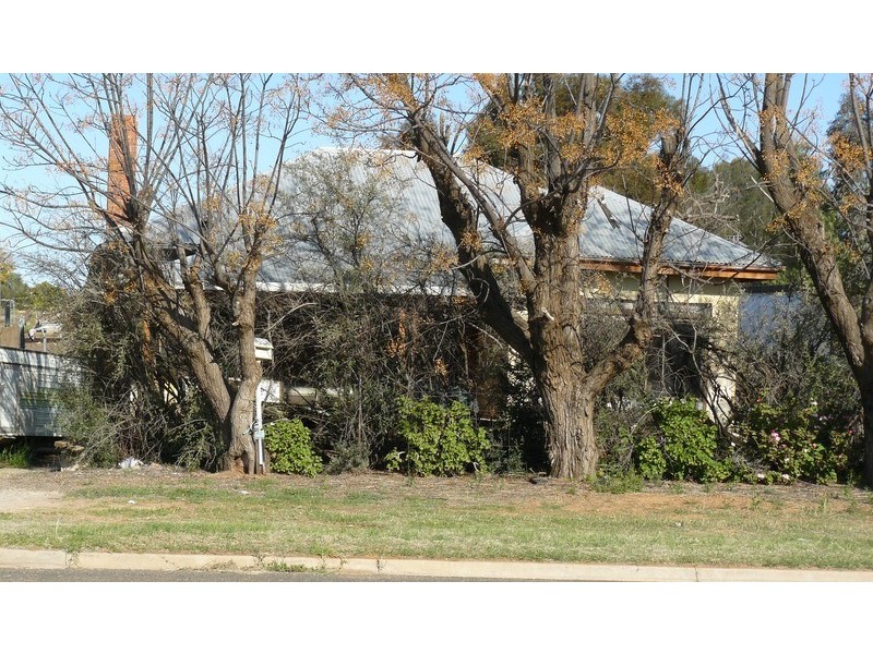 880-882 Irymple Avenue, Irymple VIC 3498