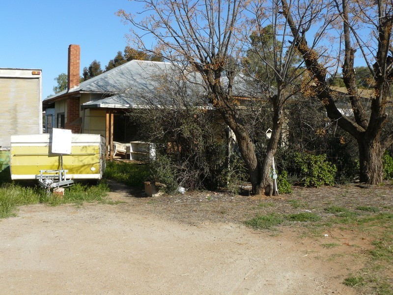 880-882 Irymple Avenue, Irymple VIC 3498