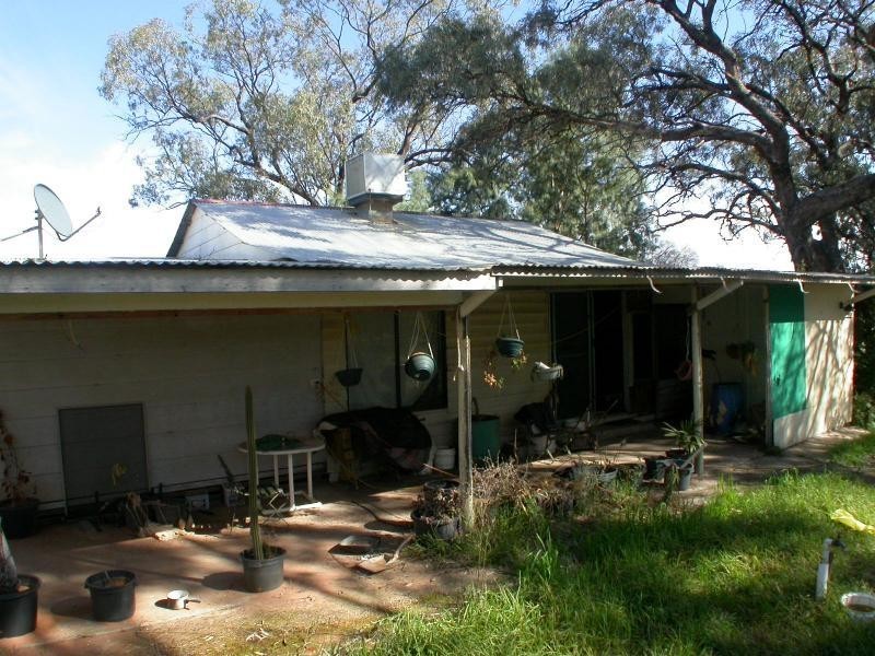 1560 Boonoonar Road, Colignan VIC 3494
