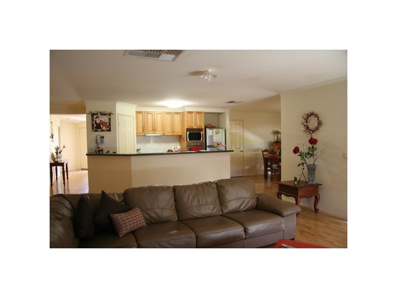 5 Parliament Court, Mildura VIC 3500