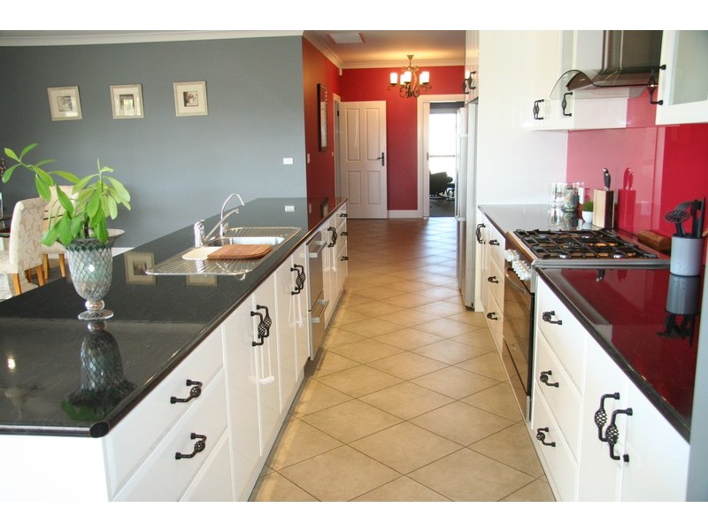 19 Carrington Drive, Irymple VIC 3498