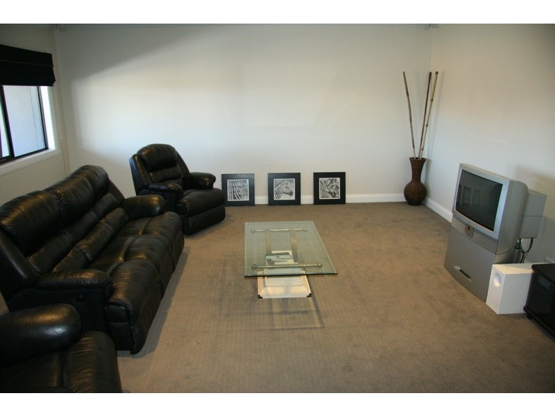 19 Carrington Drive, Irymple VIC 3498