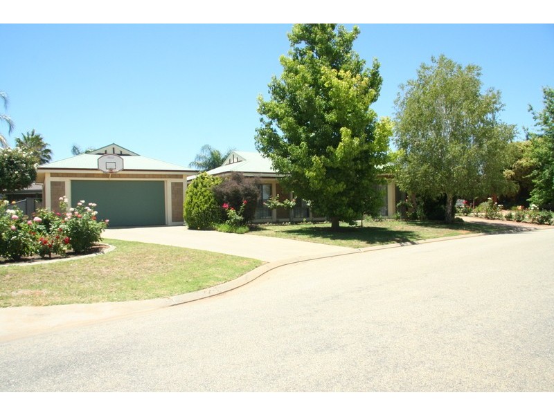 5 Carina Close, Irymple NSW 2835