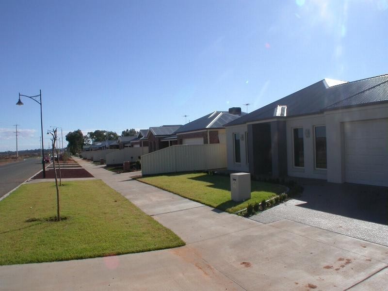 128 Sixteenth Between Ontario And Walnut Ave Street, Mildura VIC 3500
