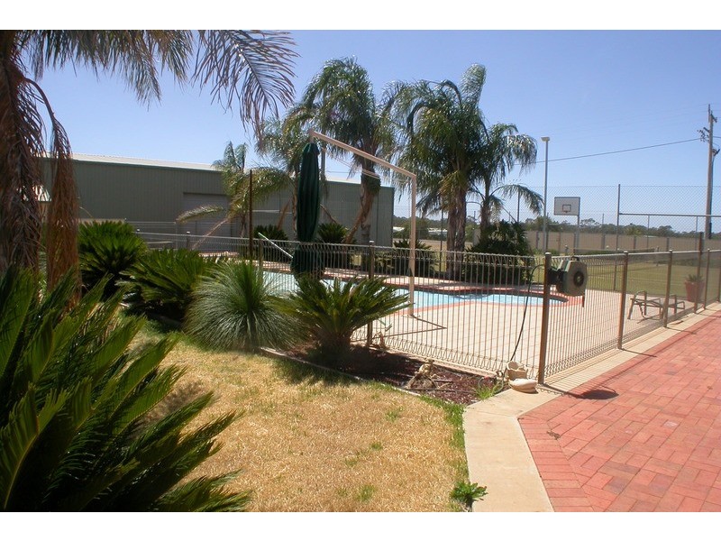 22 Moddikerr Way, Gol Gol NSW 2738