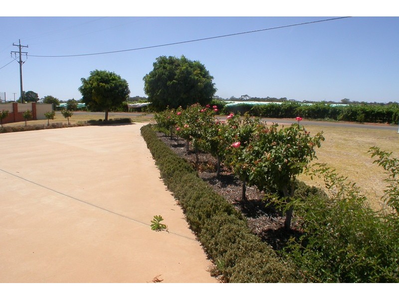 22 Moddikerr Way, Gol Gol NSW 2738