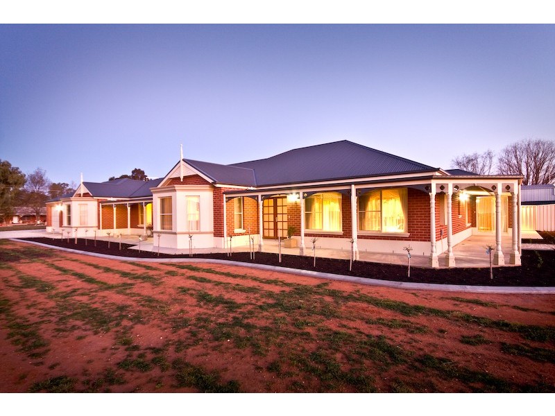 710 Cureton Avenue, Mildura VIC 3500