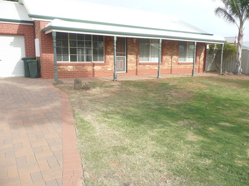 2/1 Kane Drive, Mildura VIC 3500