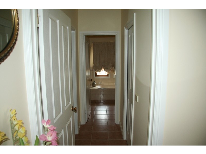 6 Summerhill Drive, Mildura VIC 3500