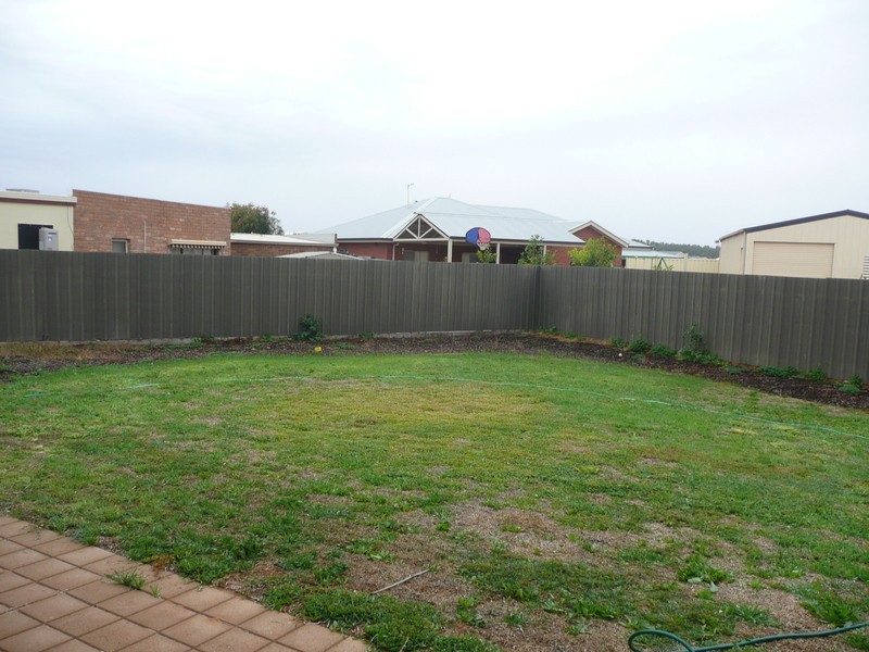 2B Hillcrest Close, Mildura VIC 3500