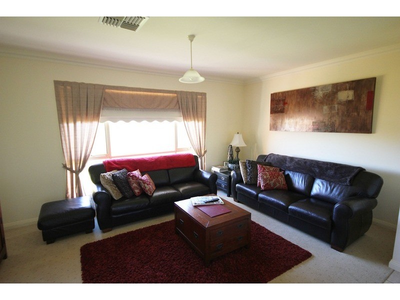 3/7 Francesca Drive, Irymple VIC 3498