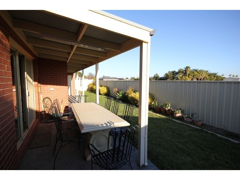 3/7 Francesca Drive, Irymple VIC 3498