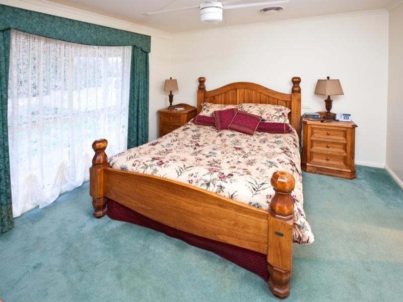 5 Melia Avenue, Red Cliffs VIC 3496