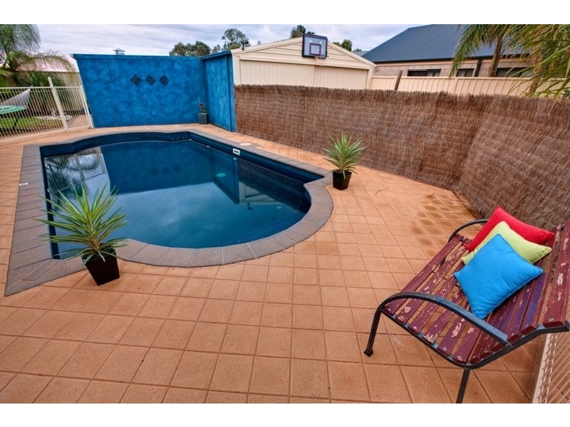 5 Melia Avenue, Red Cliffs VIC 3496