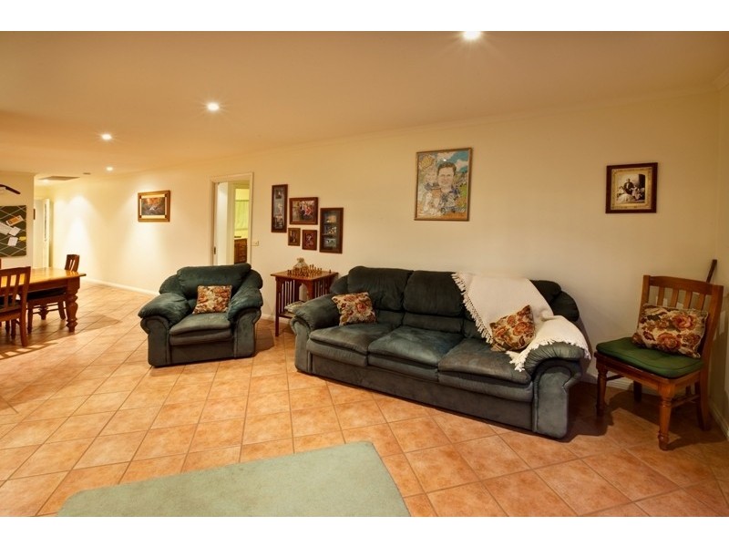 5 Melia Avenue, Red Cliffs VIC 3496