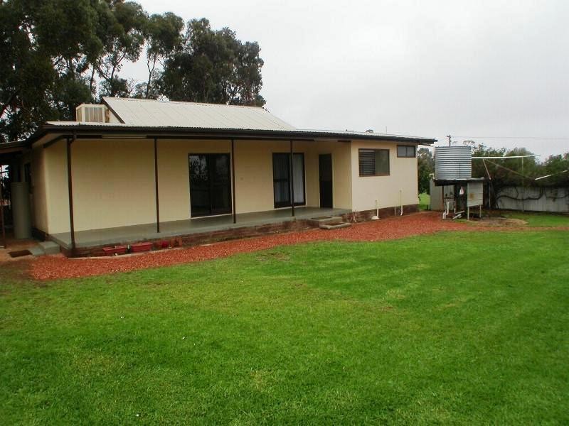 148 Lowen Avenue, Red Cliffs VIC 3496