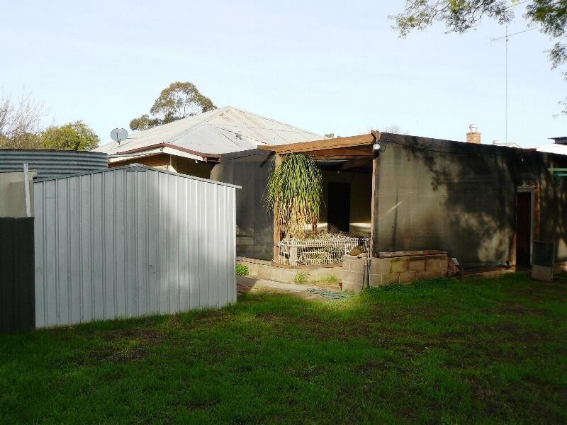 5 Gregory Street, Ouyen VIC 3490