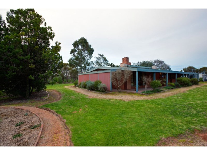 87 McPhee Road, Irymple VIC 3498