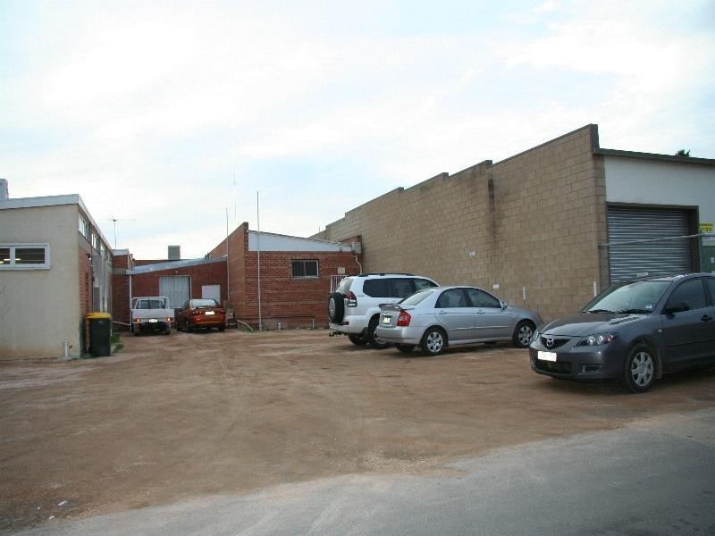 94 Langtree Avenue, Mildura VIC 3500