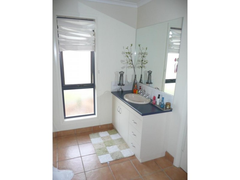 34 Midway Drive, Buronga NSW 2739