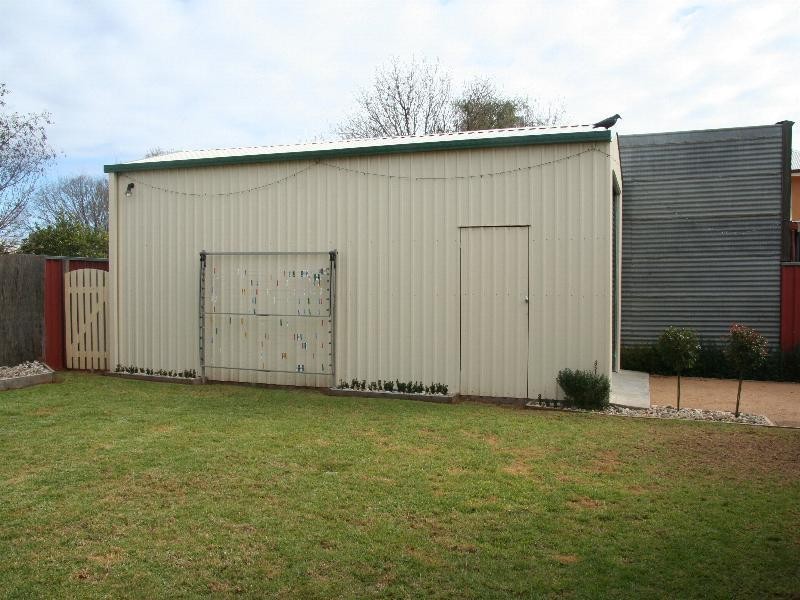 3 Thirteenth Street, Mildura VIC 3500