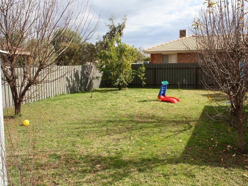 27 Maloney Drive, Mildura VIC 3500