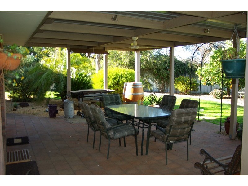 4 Iredale Court, Mildura VIC 3500