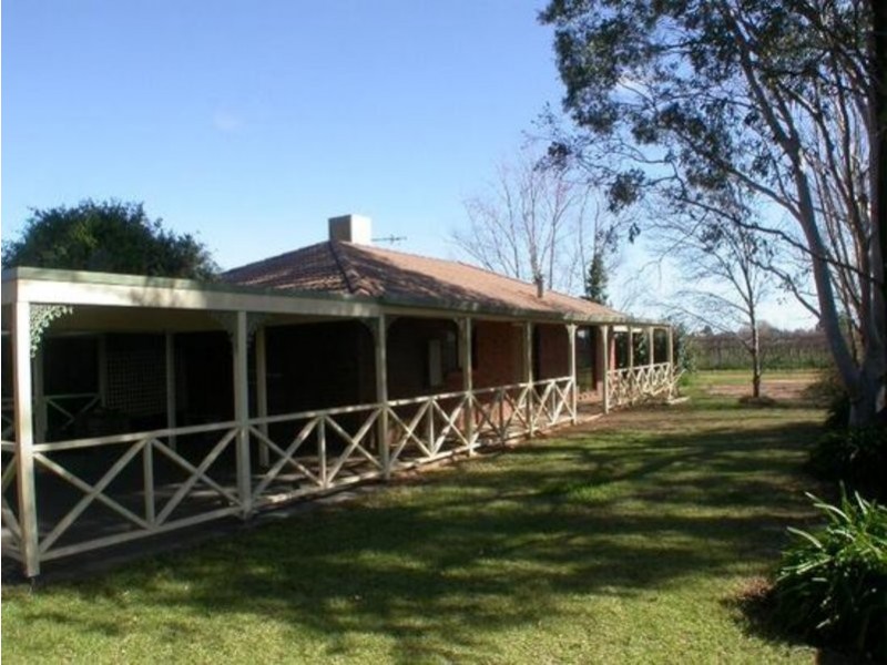 104 Kulkyne Way, Red Cliffs VIC 3496