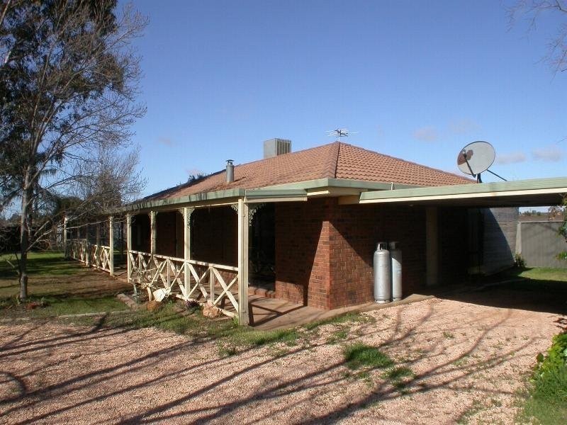 104 Kulkyne Way, Red Cliffs VIC 3496