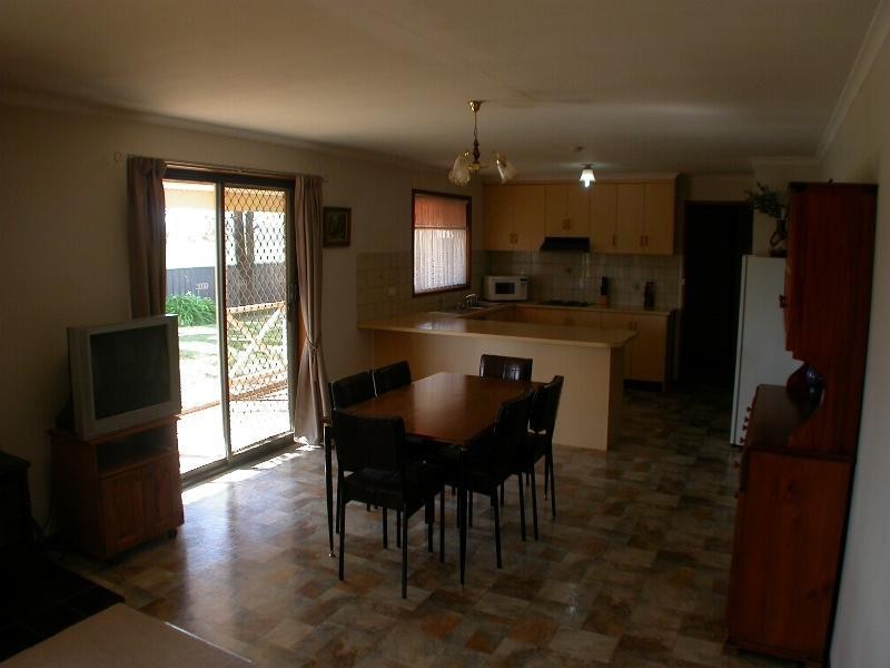 104 Kulkyne Way, Red Cliffs VIC 3496