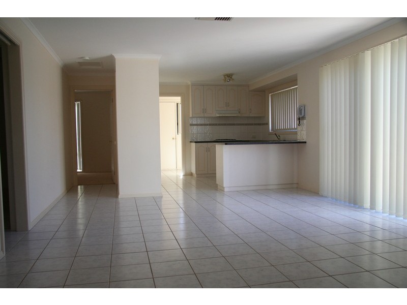 9 Kyamber Close, Mildura VIC 3500