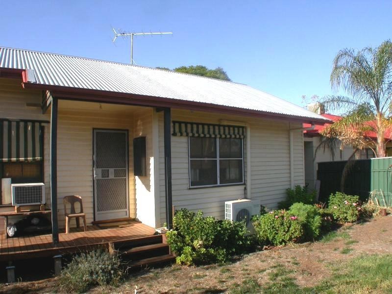 4 Thirteenth Street, Mildura VIC 3500